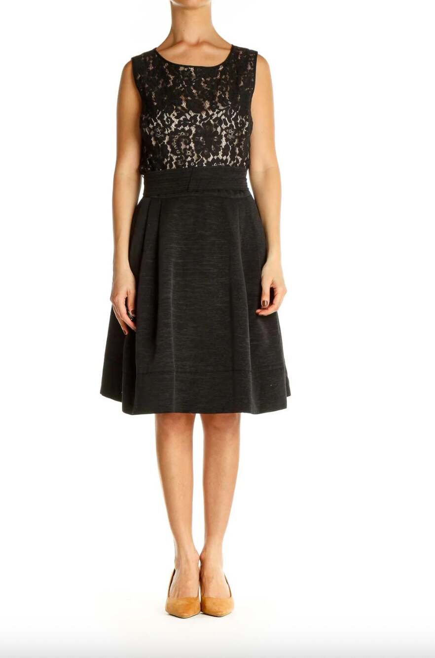 Eliza J Sleeveless Lace Classic Fit & Flare Dress Size 10 Special Occasion Party